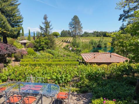 1633 Dry Creek Road Healdsburg CA 95448