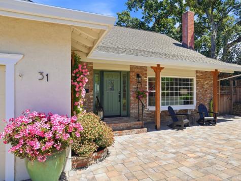 31 Roca Court Novato CA 94947