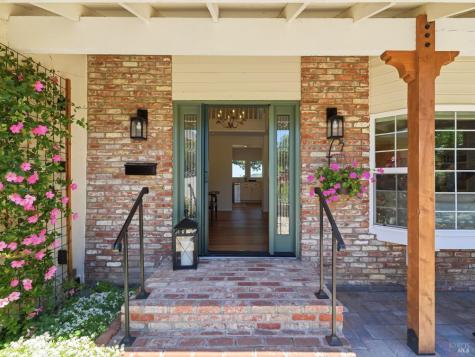 31 Roca Court Novato CA 94947
