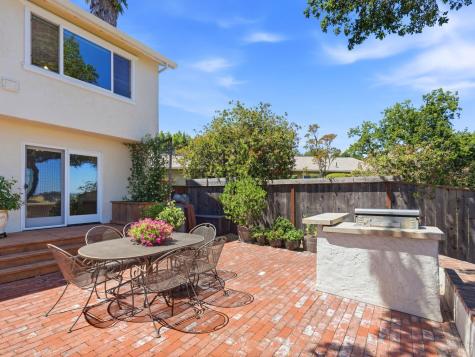 31 Roca Court Novato CA 94947