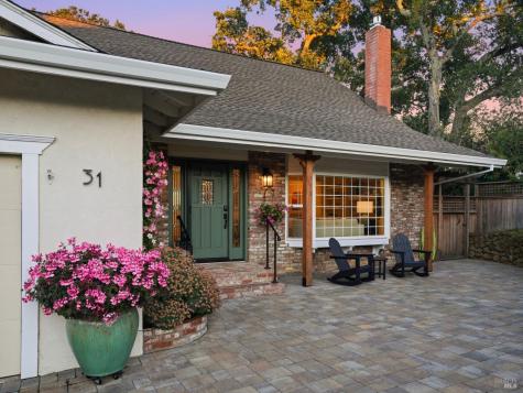 31 Roca Court Novato CA 94947