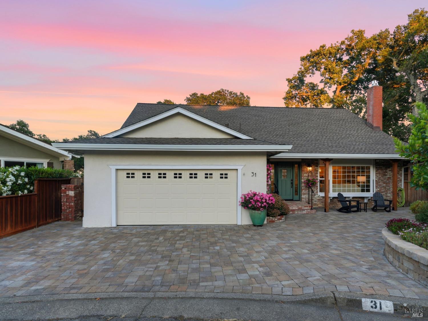 31 Roca Court Novato CA 94947