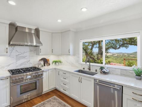 31 Roca Court Novato CA 94947