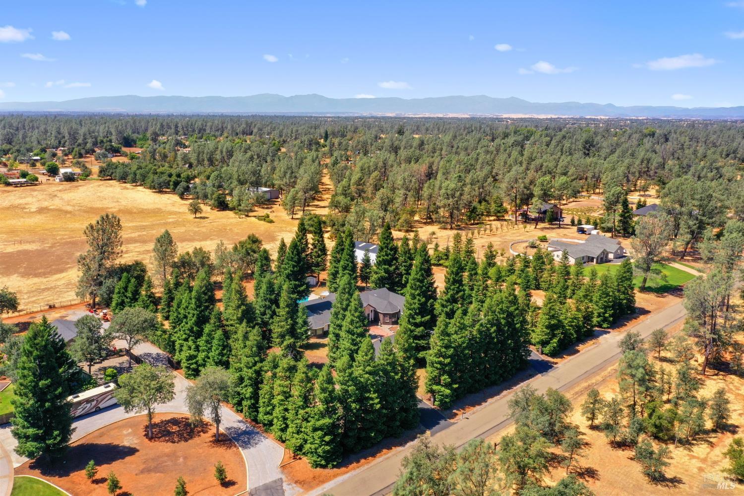 15947 Butterfield Lane Anderson CA 96007