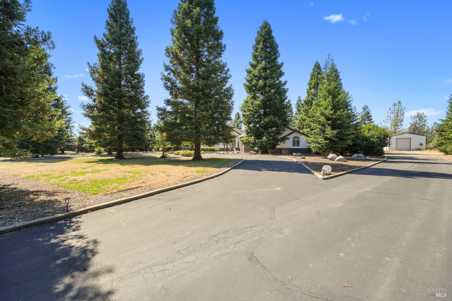 15947 Butterfield Lane Anderson CA 96007