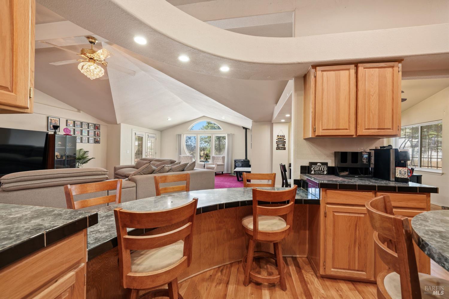 15947 Butterfield Lane Anderson CA 96007