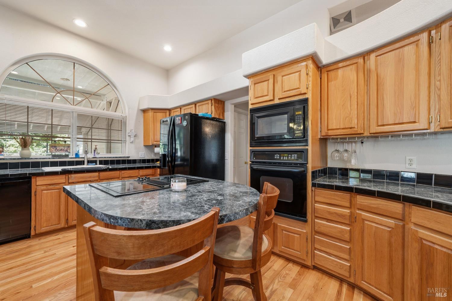 15947 Butterfield Lane Anderson CA 96007
