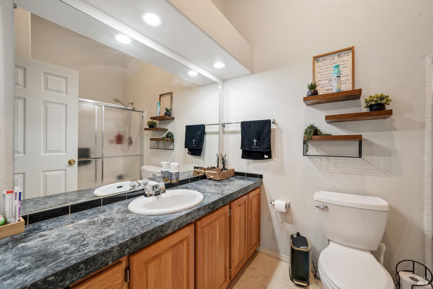 15947 Butterfield Lane Anderson CA 96007