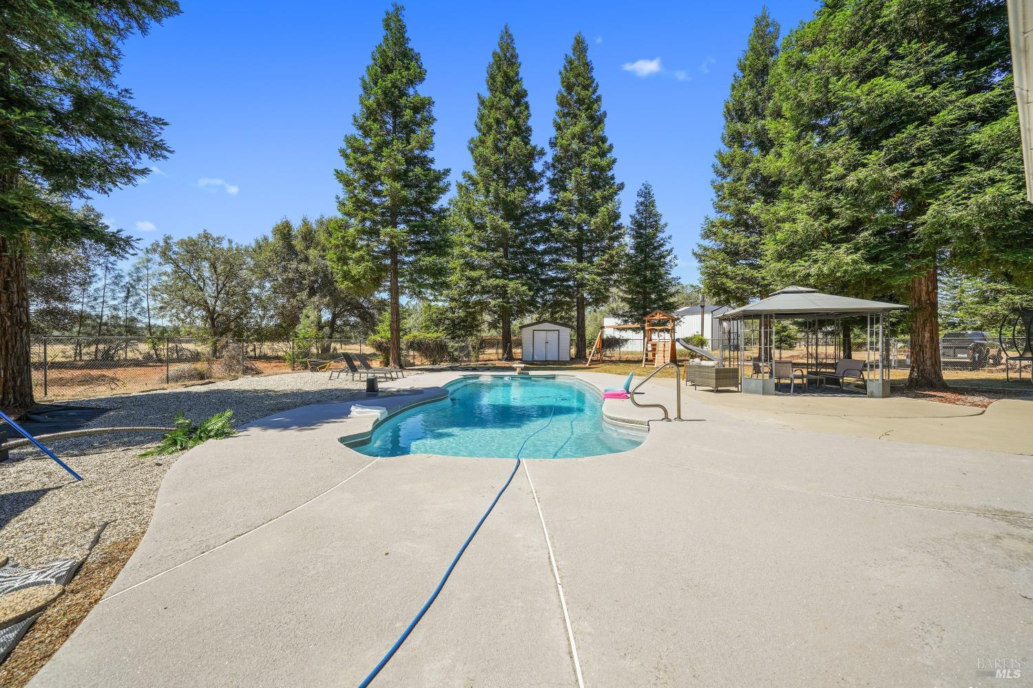 15947 Butterfield Lane Anderson CA 96007