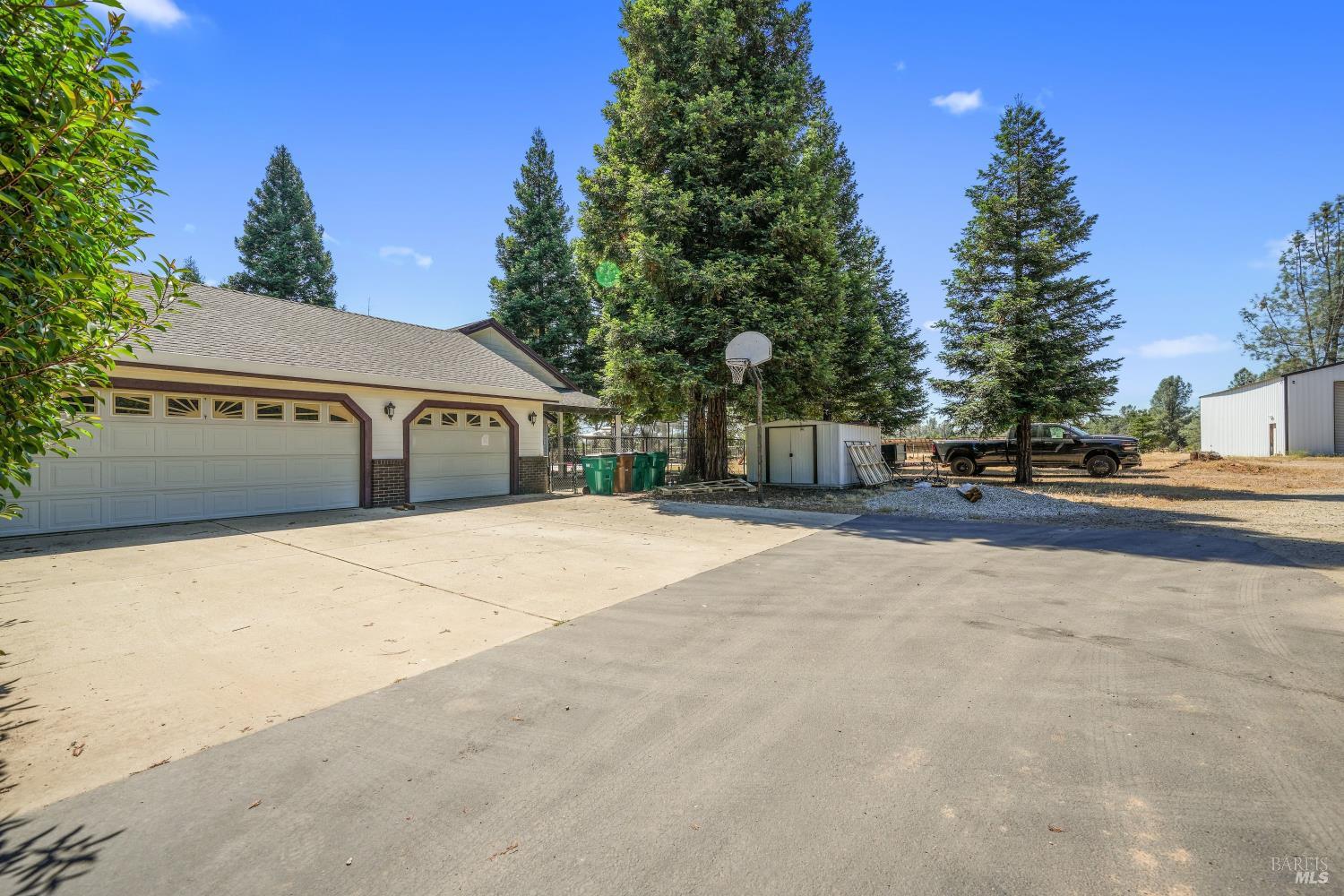 15947 Butterfield Lane Anderson CA 96007
