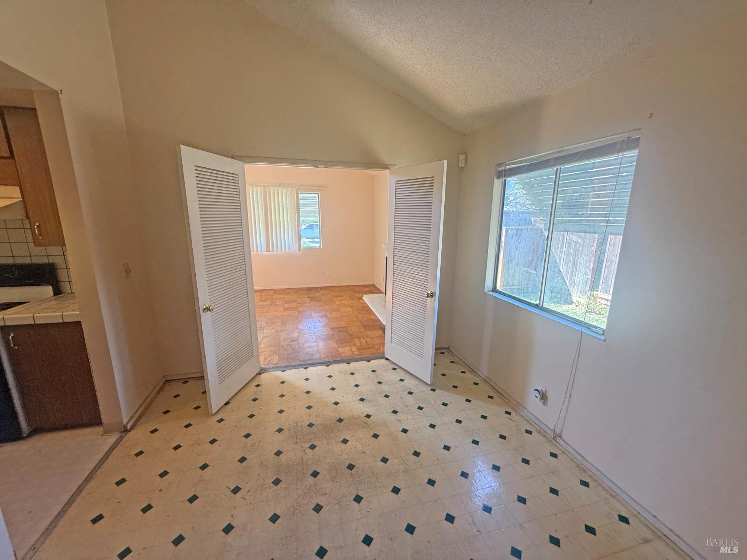 806 Finch Way Fairfield CA 94533