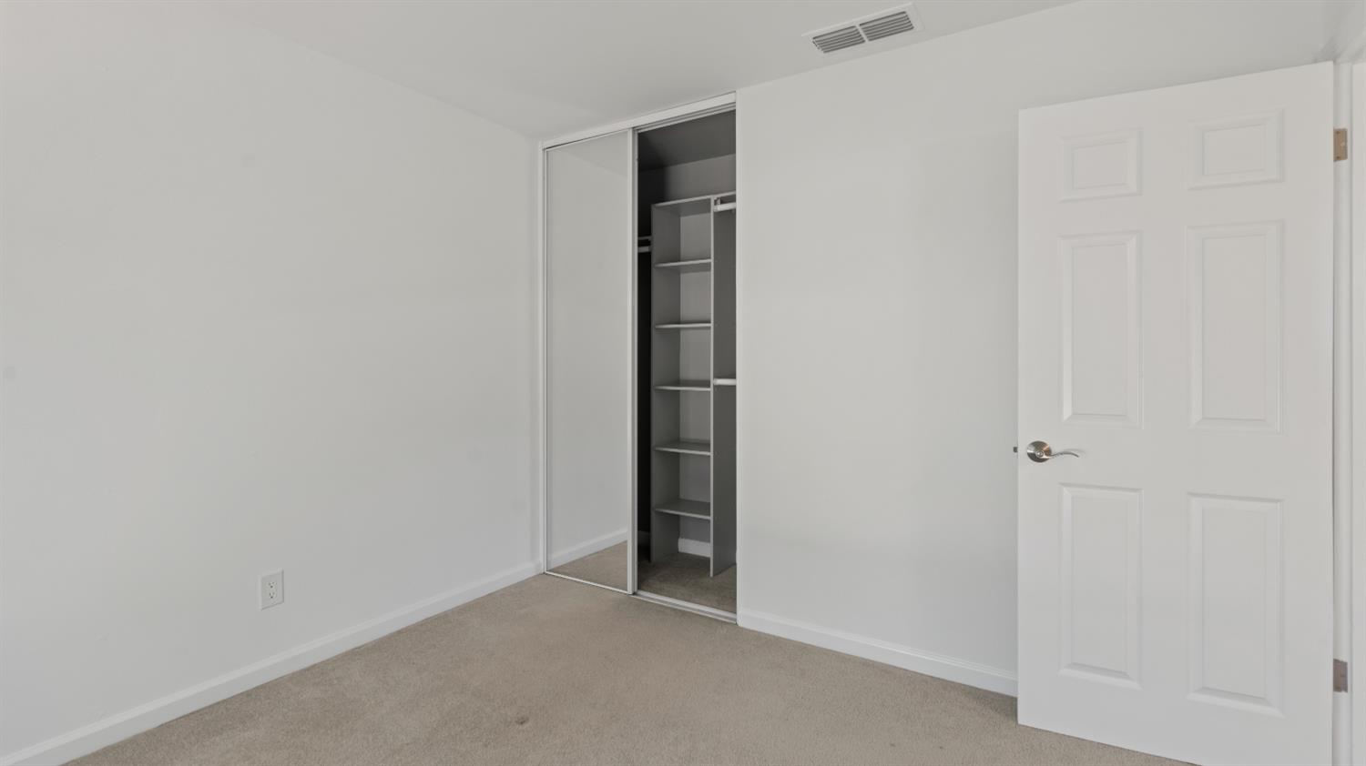 2043 Edwin Way Sacramento CA 95825