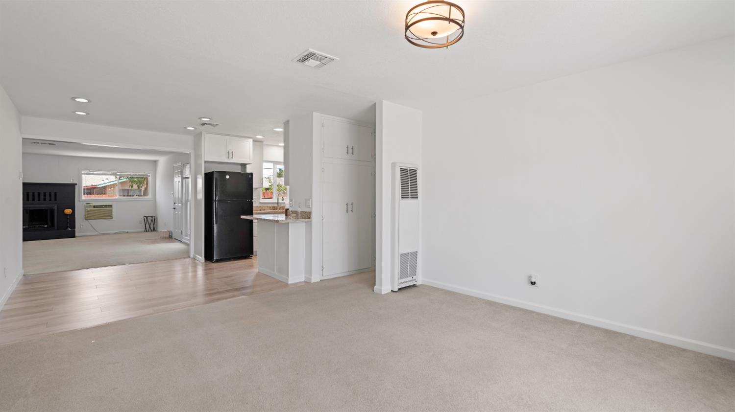 2043 Edwin Way Sacramento CA 95825