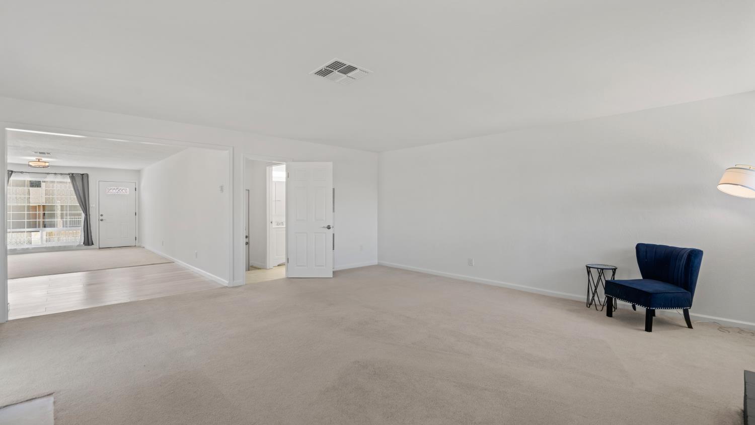 2043 Edwin Way Sacramento CA 95825