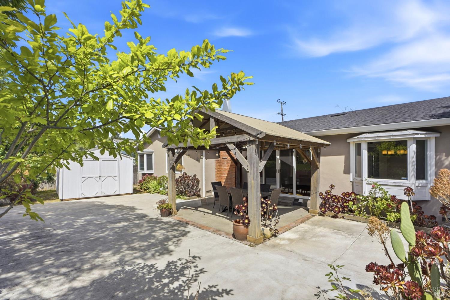 165 Alameda De La Loma Novato CA 94949