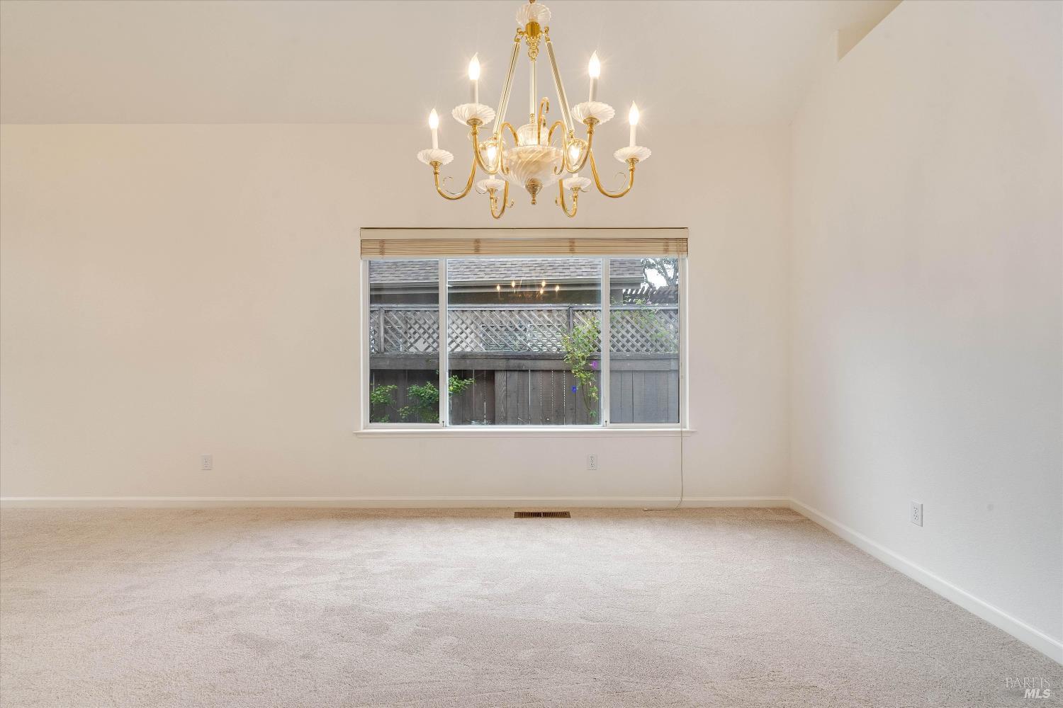 1063 Elsbree Lane Windsor CA 95492