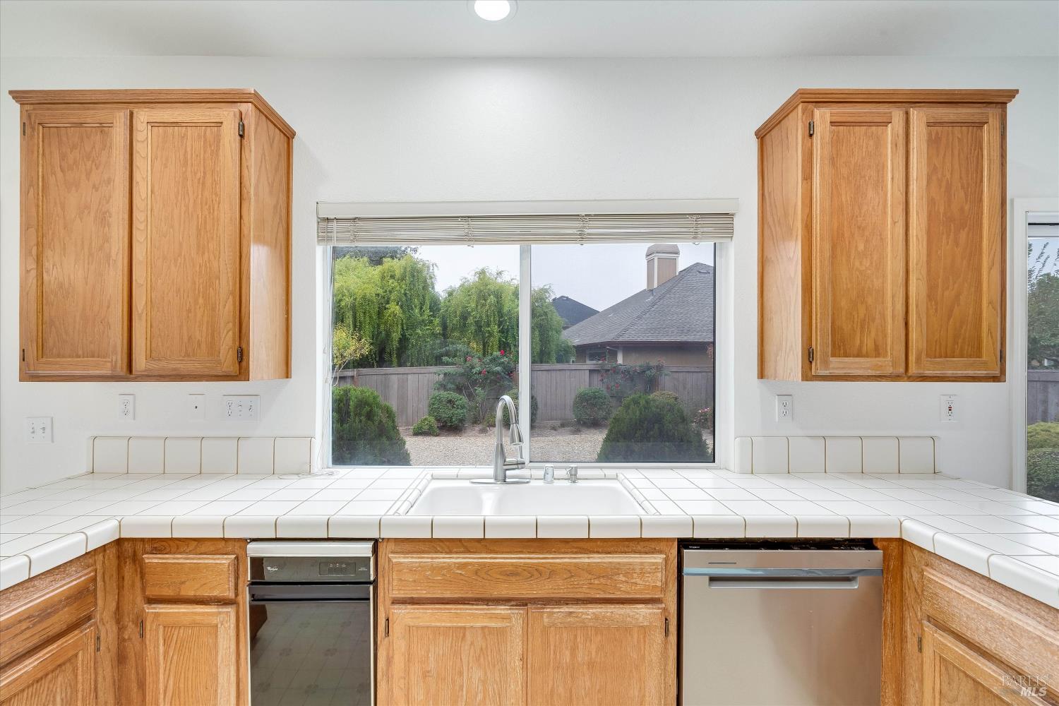 1063 Elsbree Lane Windsor CA 95492