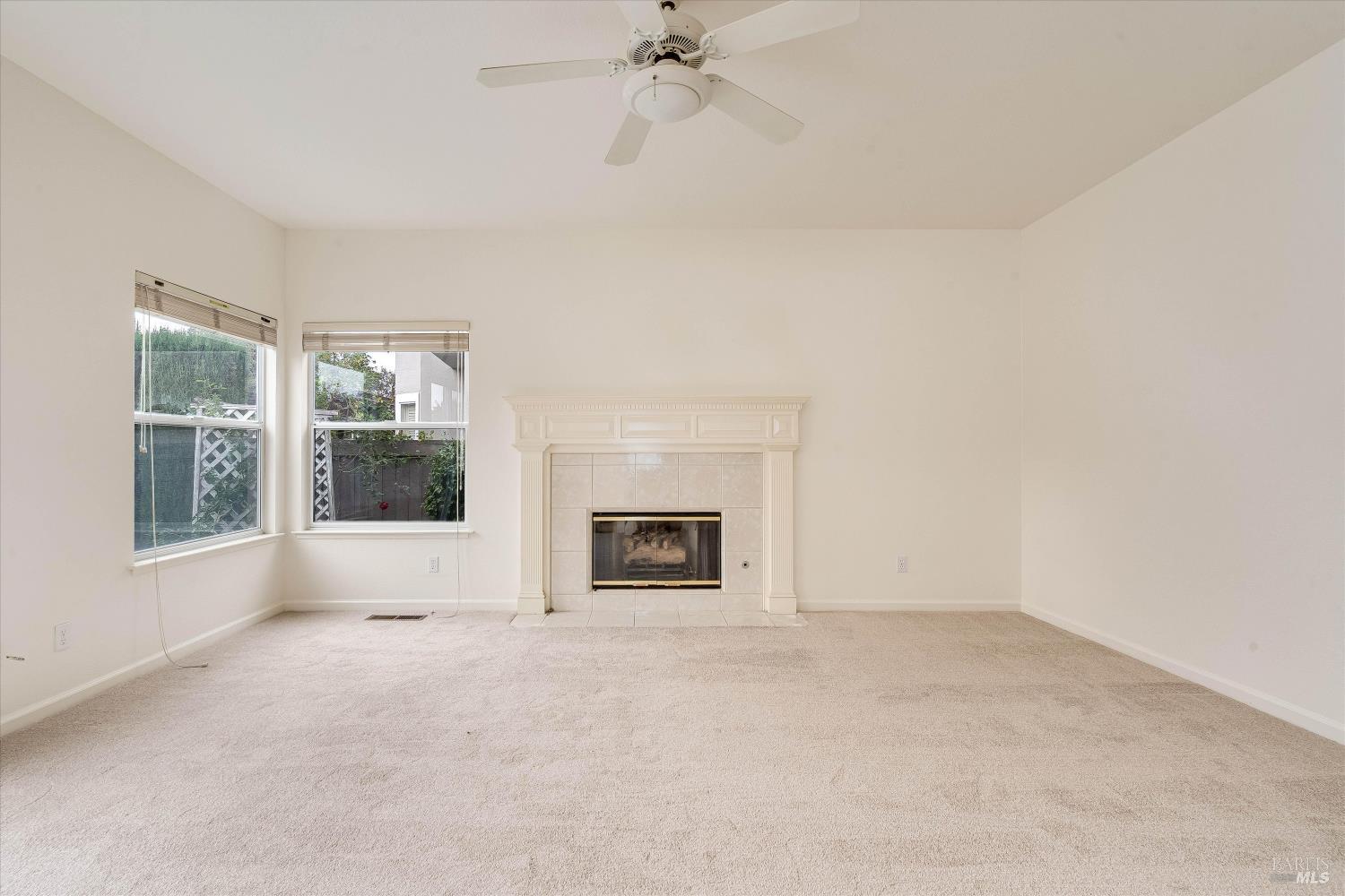 1063 Elsbree Lane Windsor CA 95492