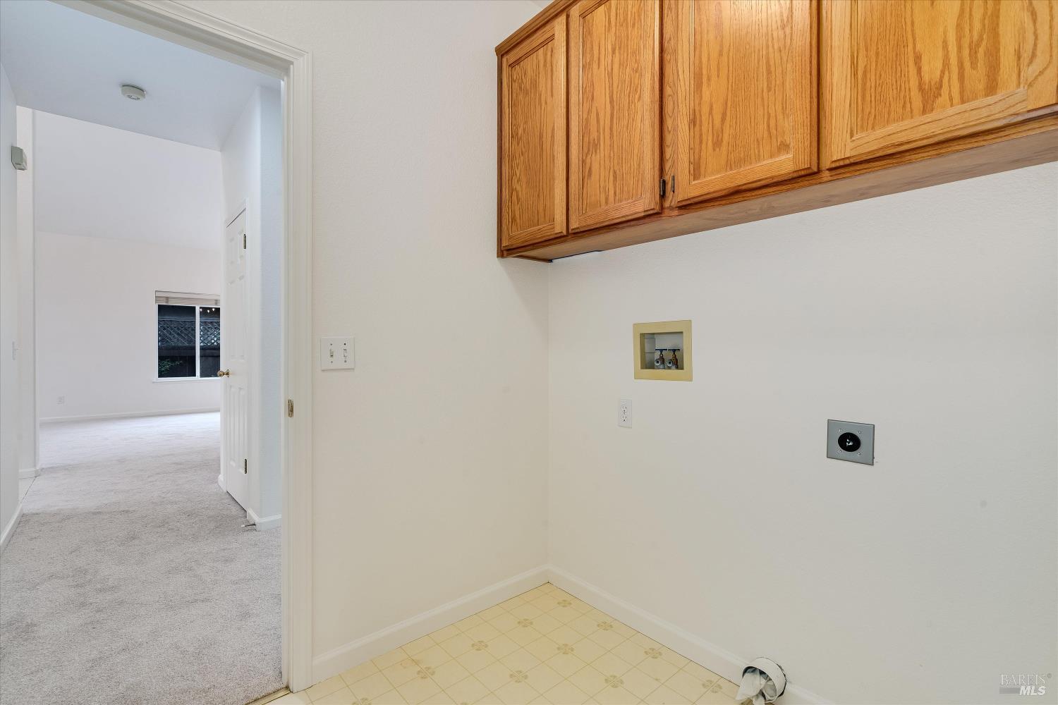 1063 Elsbree Lane Windsor CA 95492