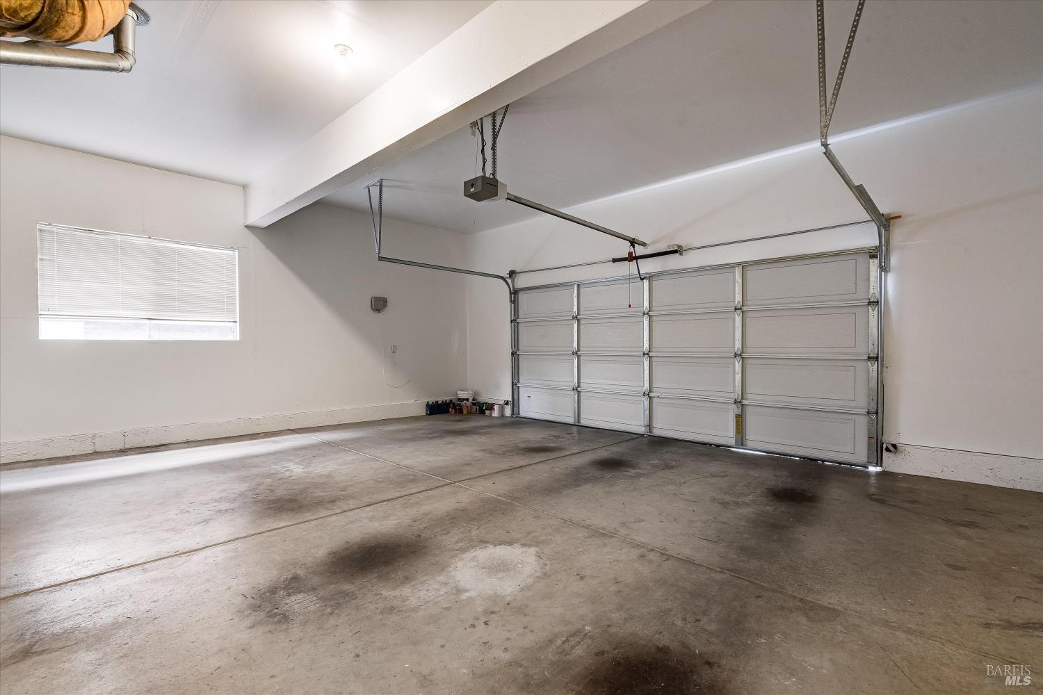 1063 Elsbree Lane Windsor CA 95492
