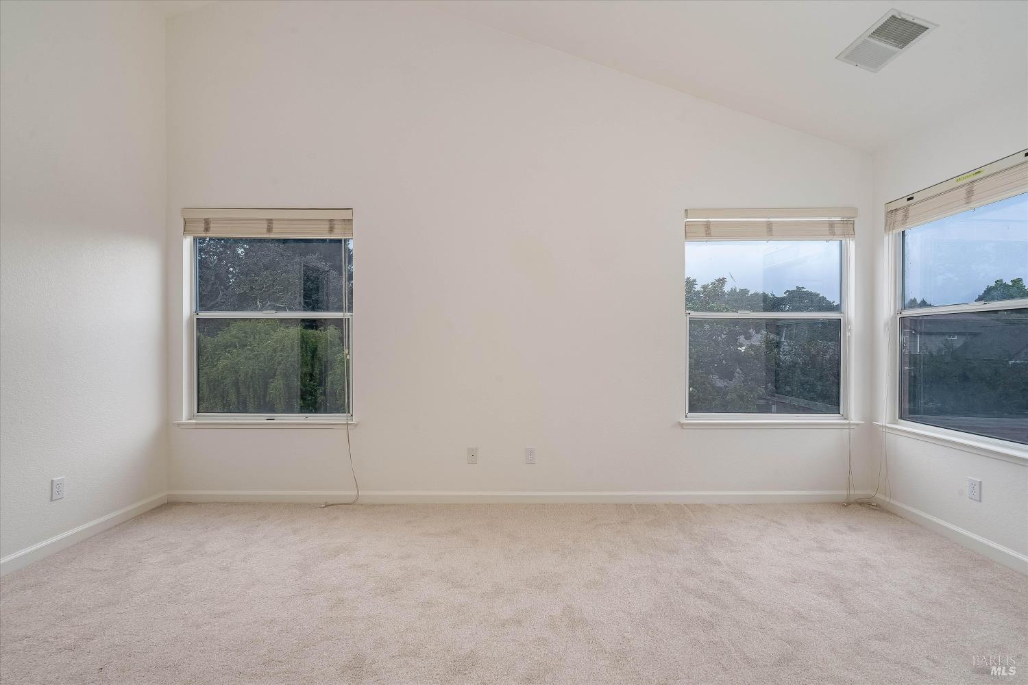 1063 Elsbree Lane Windsor CA 95492