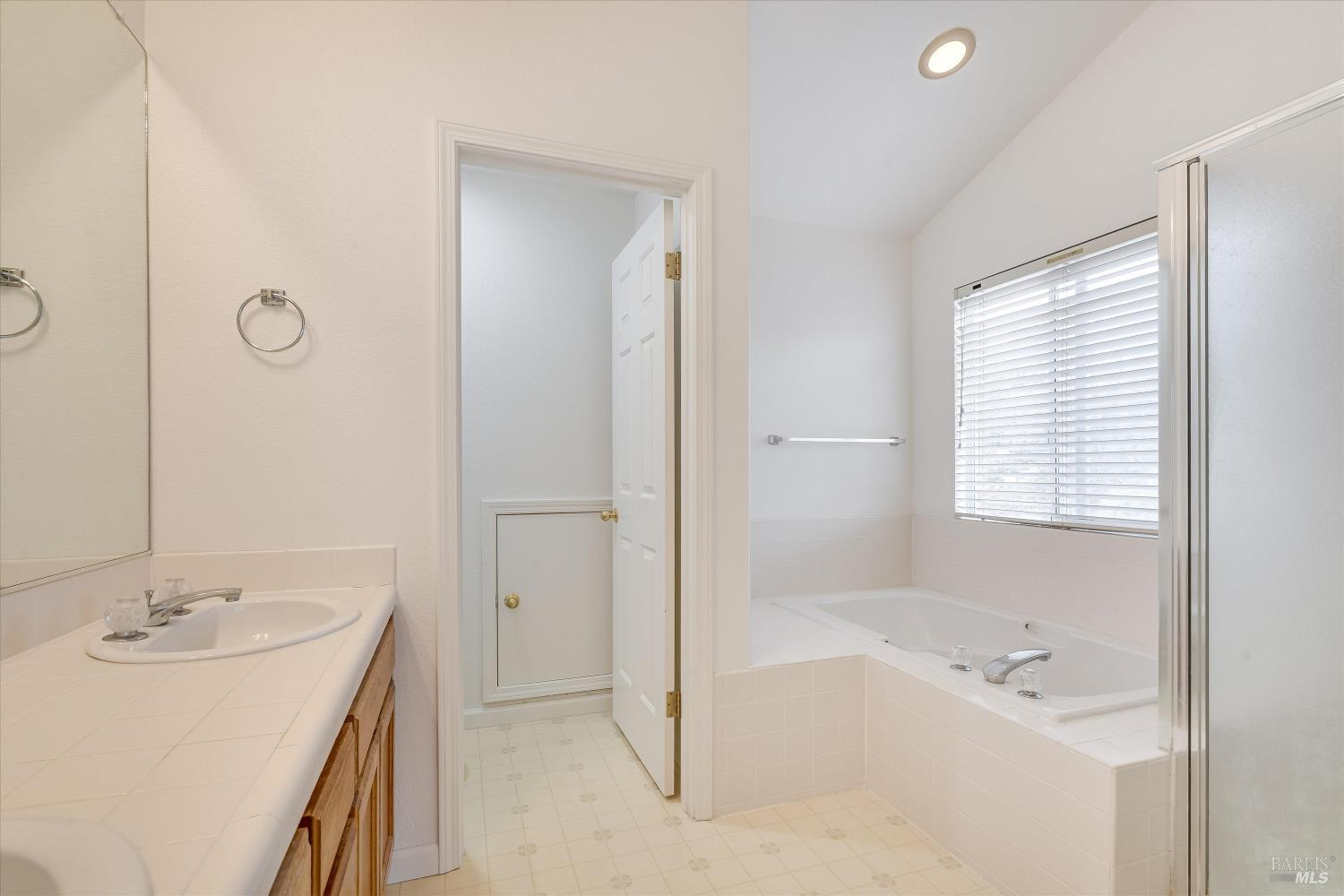 1063 Elsbree Lane Windsor CA 95492