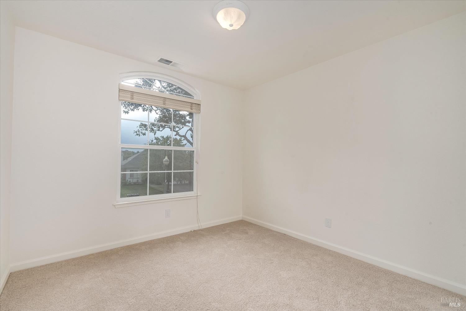 1063 Elsbree Lane Windsor CA 95492