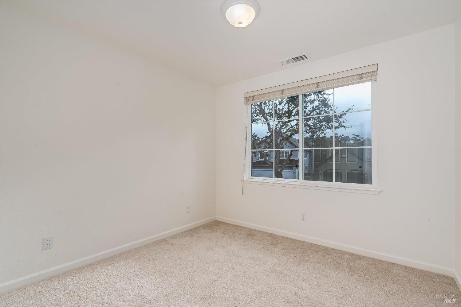 1063 Elsbree Lane Windsor CA 95492