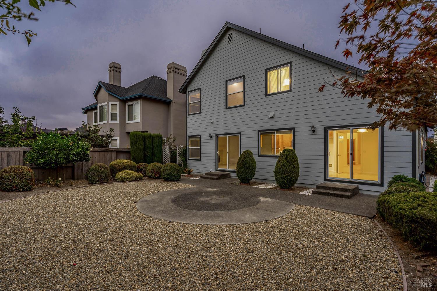 1063 Elsbree Lane Windsor CA 95492