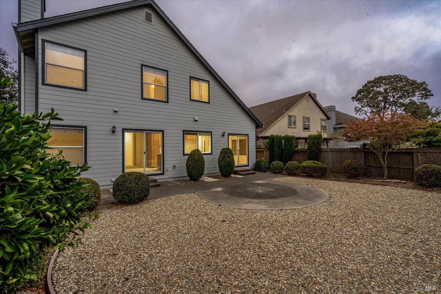 1063 Elsbree Lane Windsor CA 95492