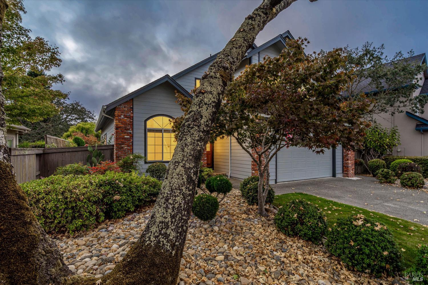 1063 Elsbree Lane Windsor CA 95492