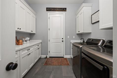3828 Sedgemoore Drive Santa Rosa CA 95404