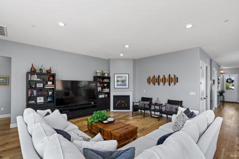 3828 Sedgemoore Drive Santa Rosa CA 95404