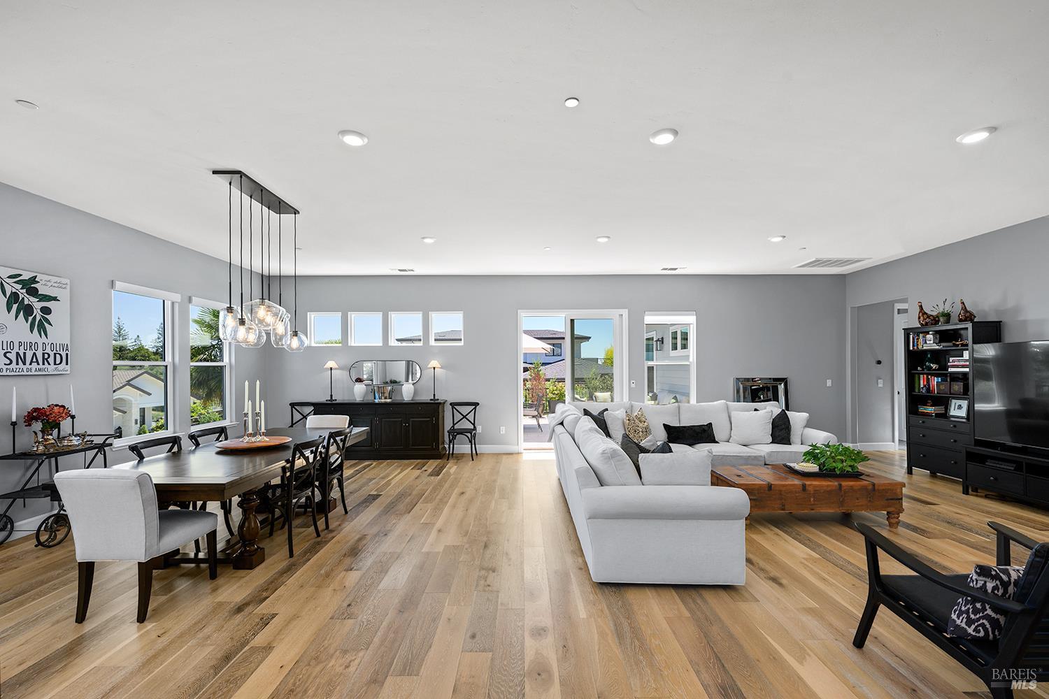 3828 Sedgemoore Drive Santa Rosa CA 95404