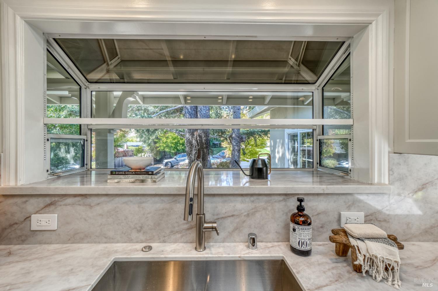 153 Trellis Drive San Rafael CA 94903