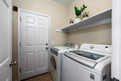 1187 Dutton Avenue Santa Rosa CA 95407