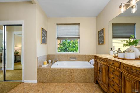 1187 Dutton Avenue Santa Rosa CA 95407