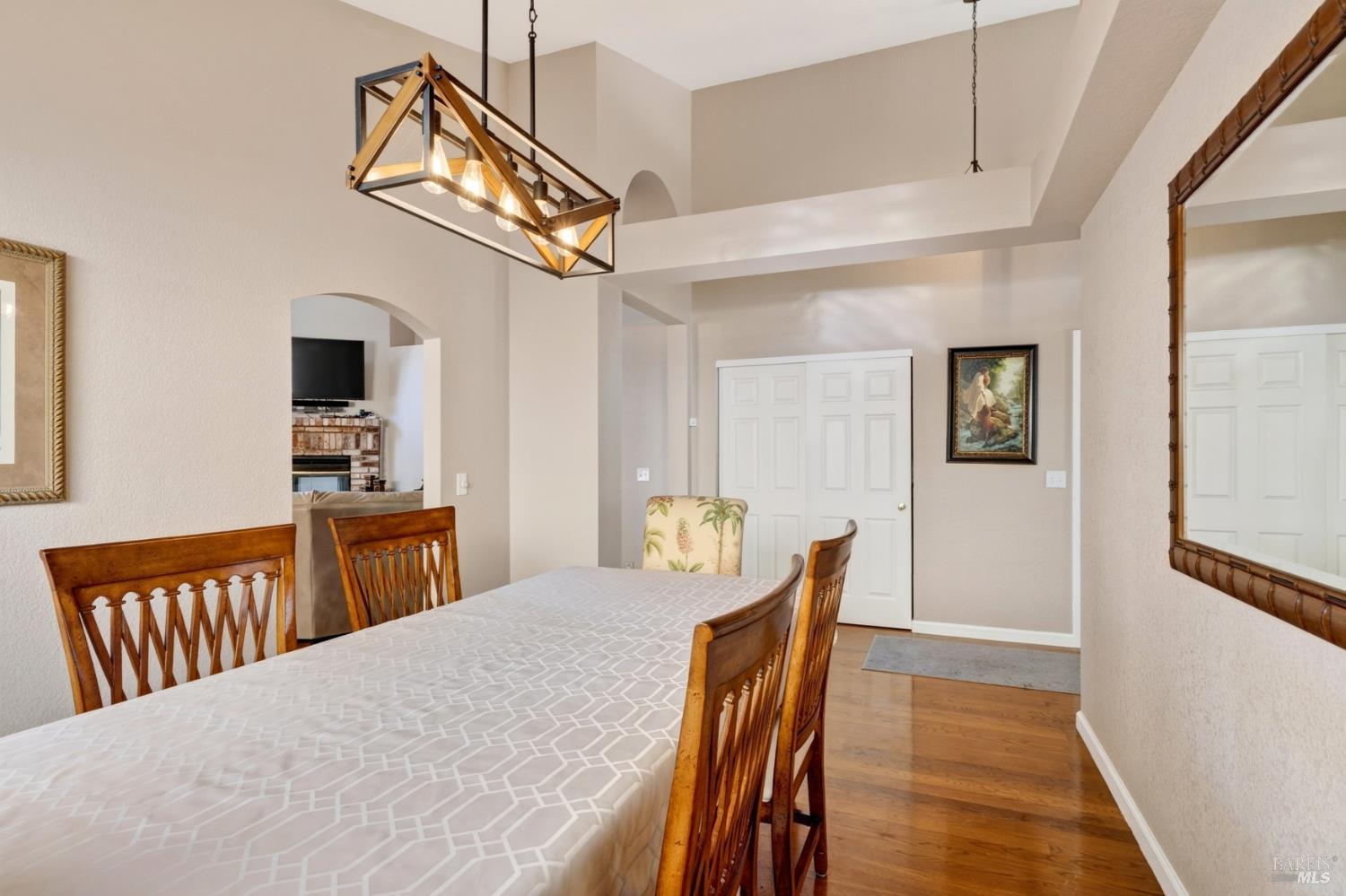 5092 Deerwood Drive Santa Rosa CA 95403