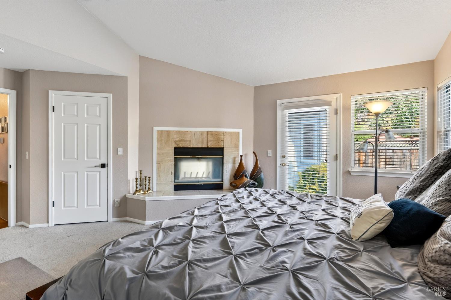 5092 Deerwood Drive Santa Rosa CA 95403