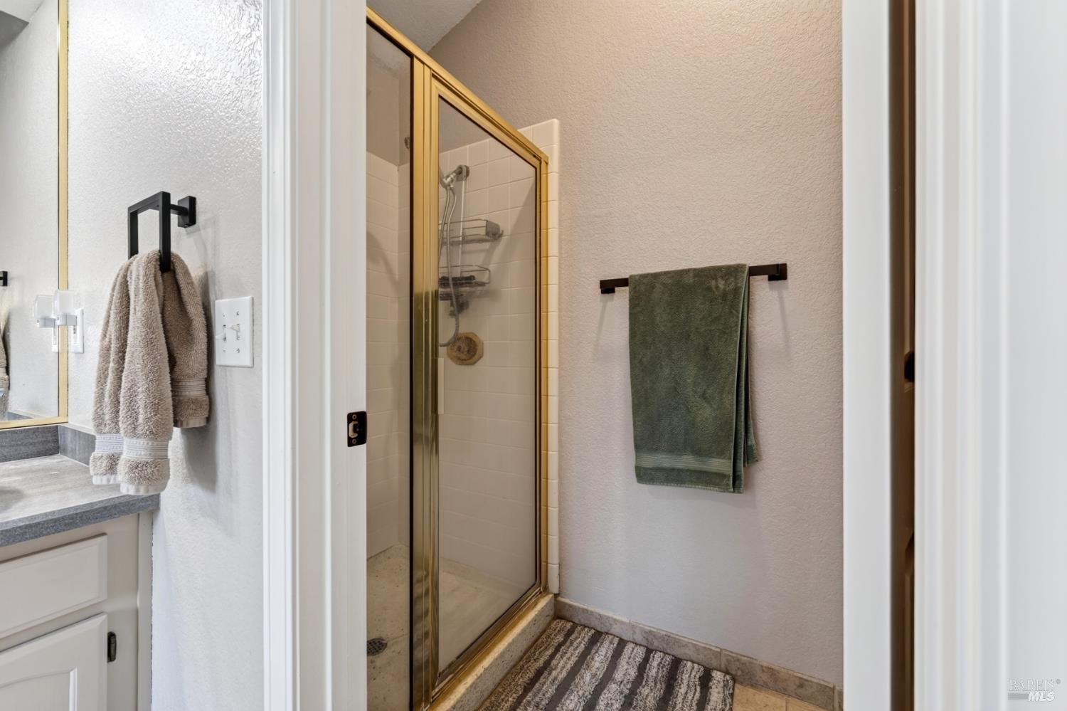 5092 Deerwood Drive Santa Rosa CA 95403