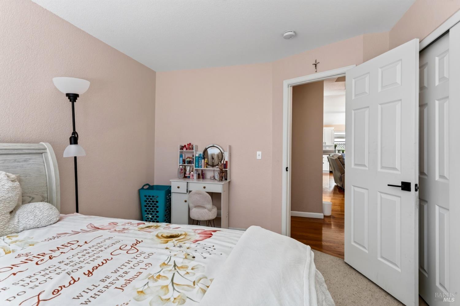 5092 Deerwood Drive Santa Rosa CA 95403
