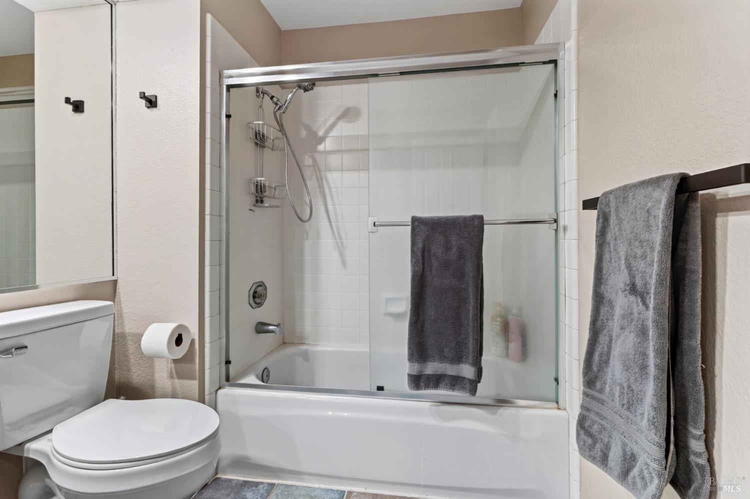 5092 Deerwood Drive Santa Rosa CA 95403