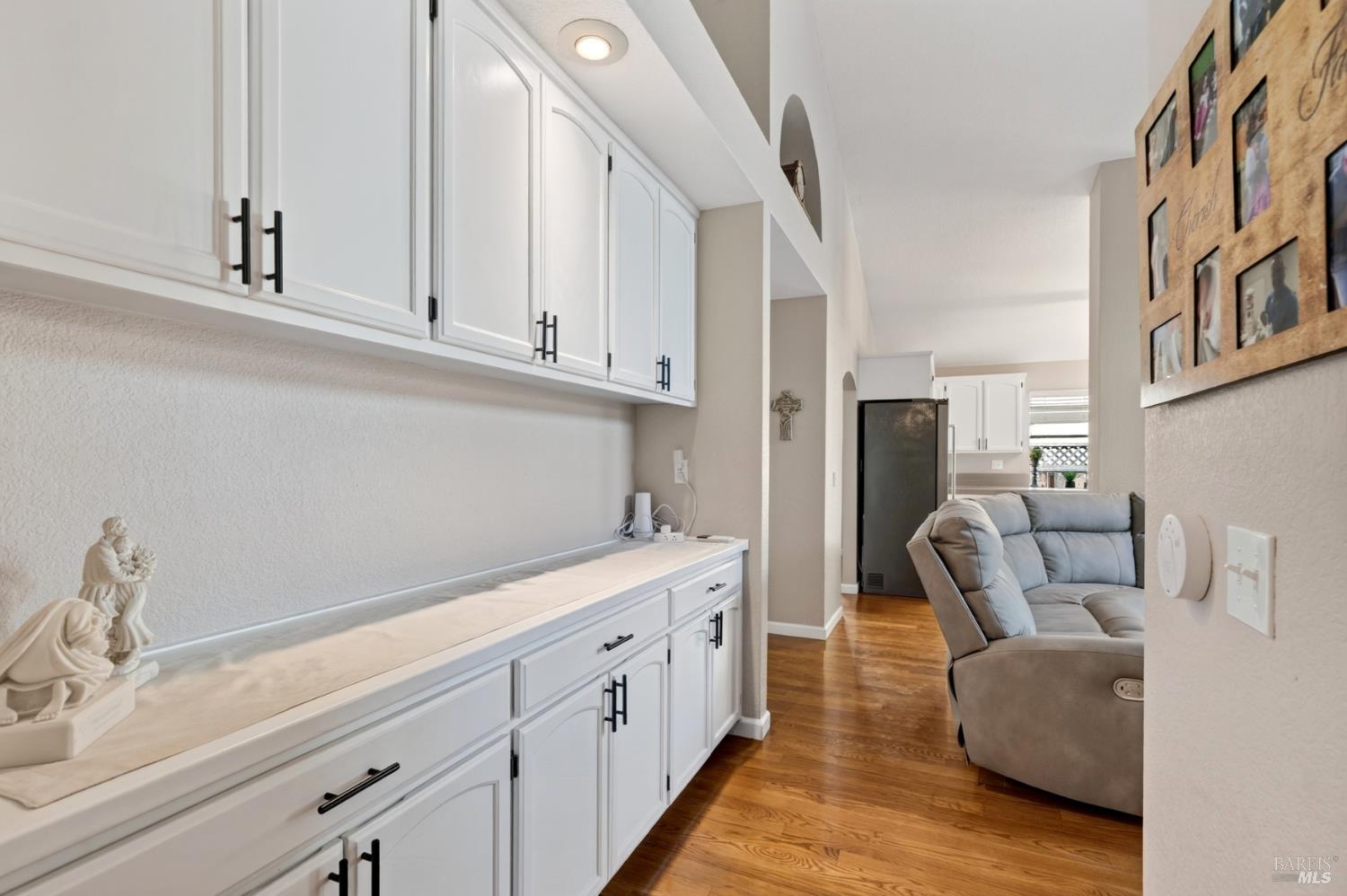 5092 Deerwood Drive Santa Rosa CA 95403