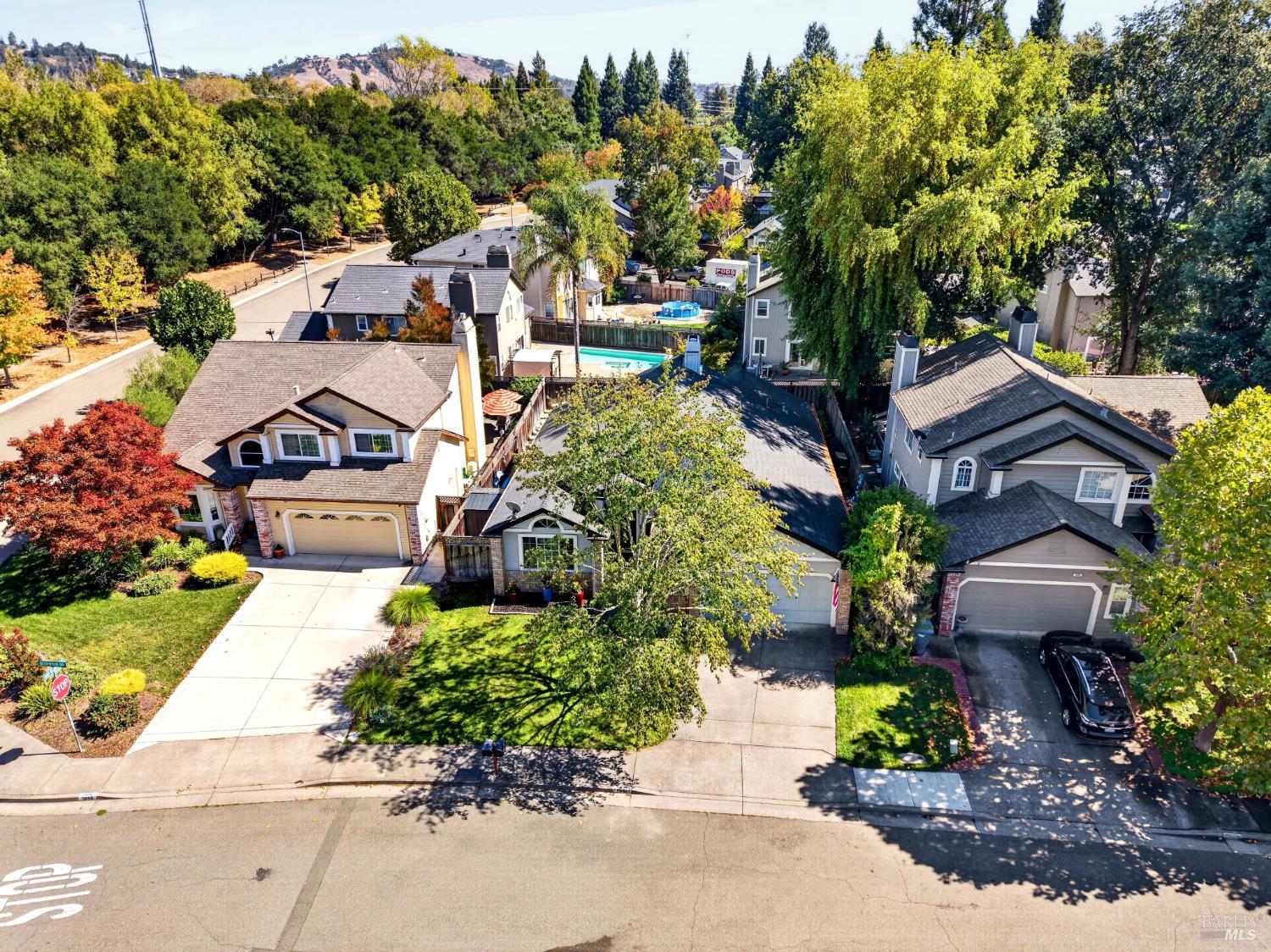 5092 Deerwood Drive Santa Rosa CA 95403