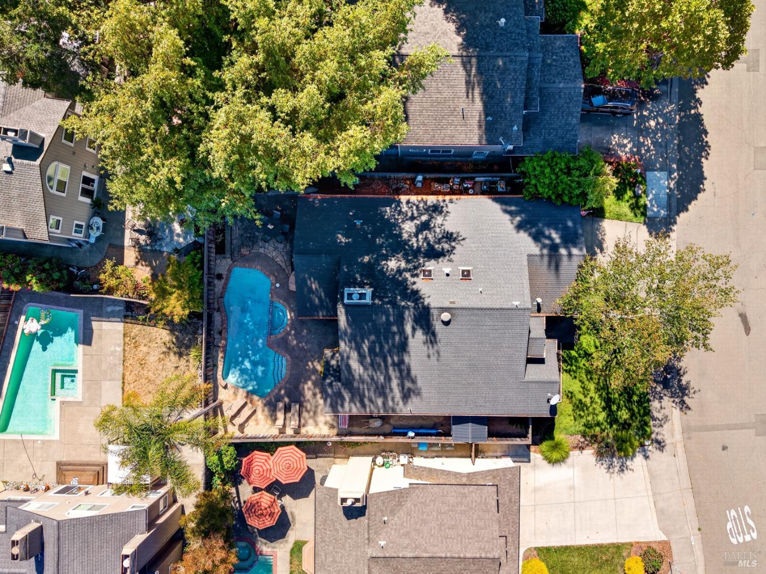 5092 Deerwood Drive Santa Rosa CA 95403