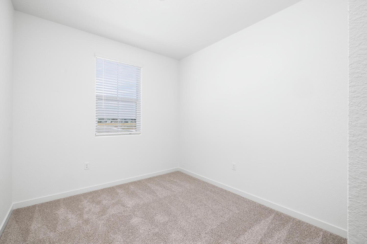 817 Helmsley Lane Patterson CA 95363