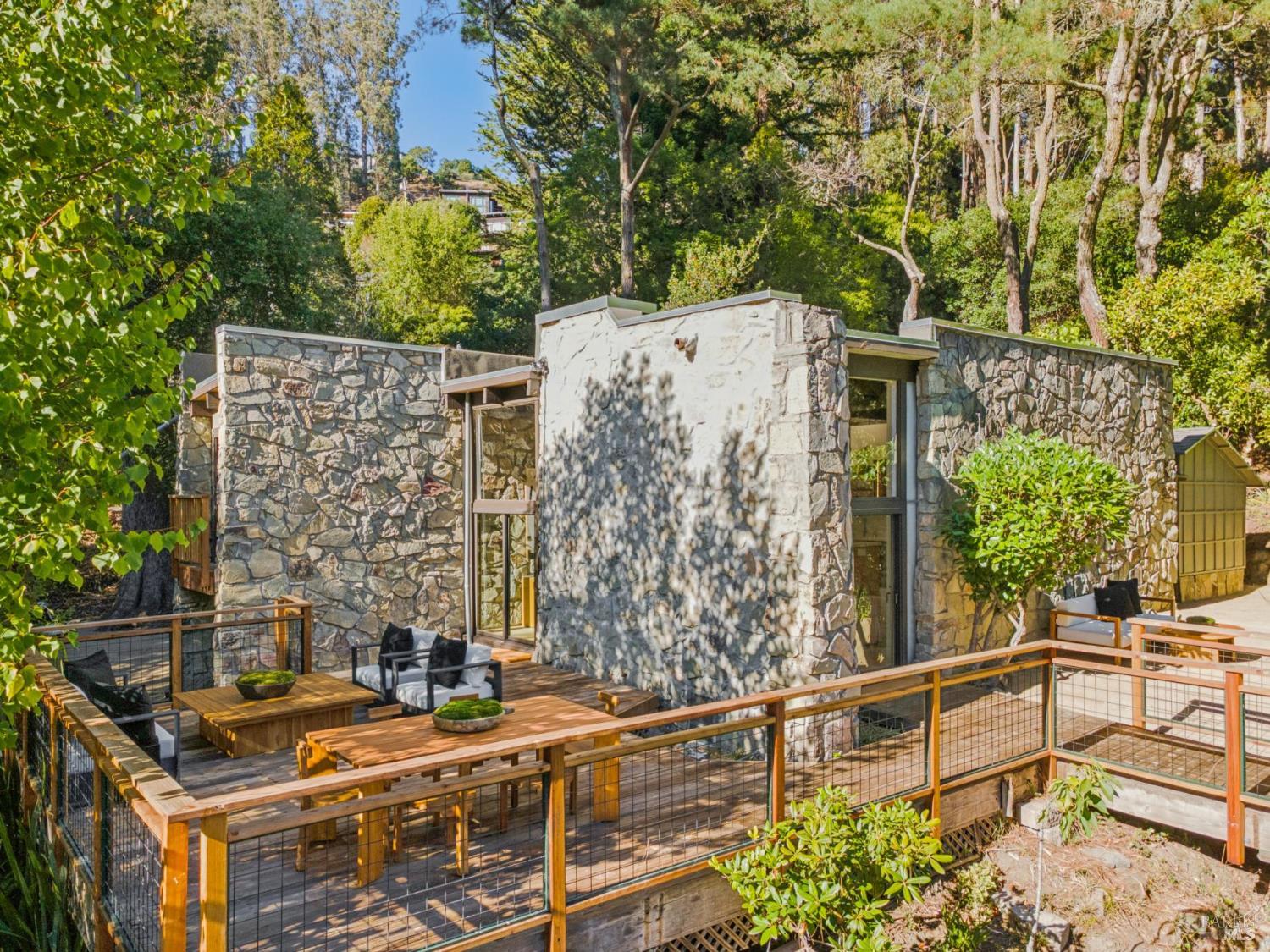 425 Montford Avenue Mill Valley CA 94941