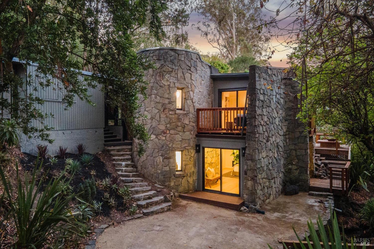 425 Montford Avenue Mill Valley CA 94941