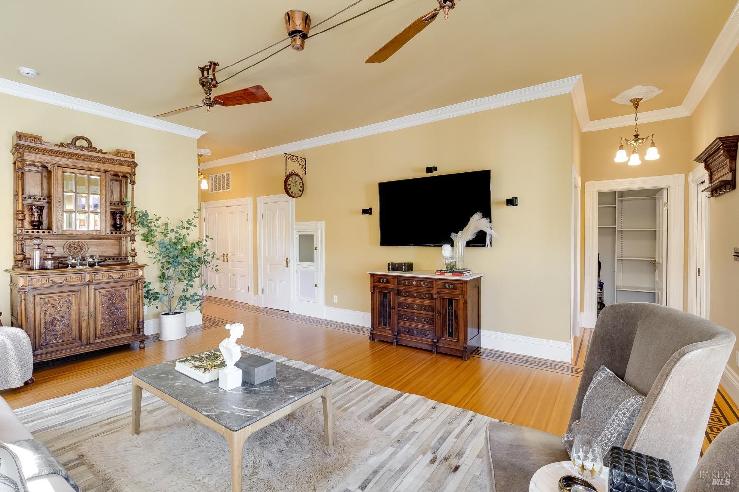 622-620 E 2nd Street Benicia CA 94510