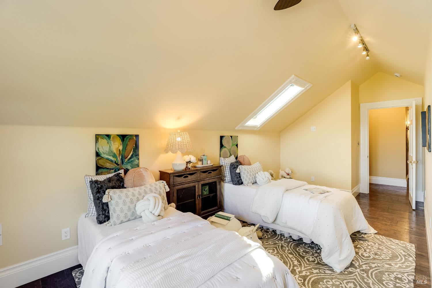 622-620 E 2nd Street Benicia CA 94510
